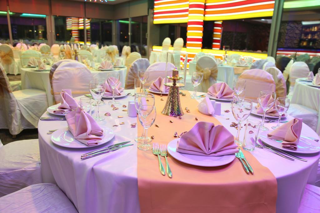 Armis Hotel